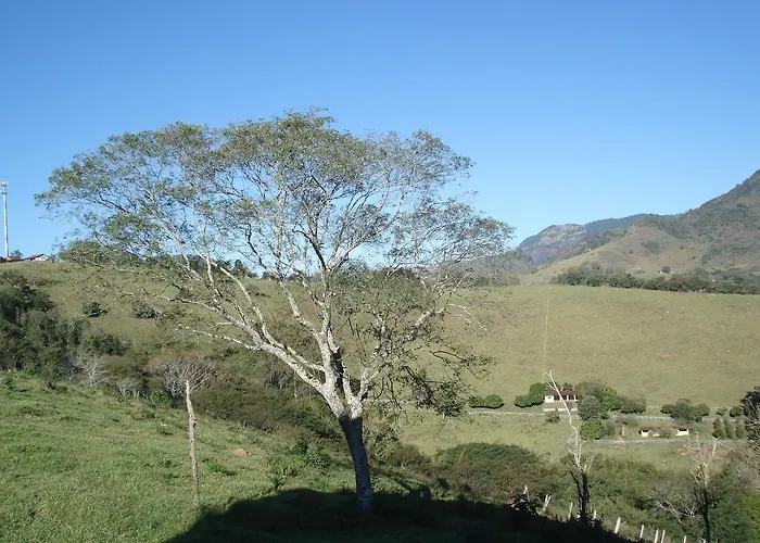 Montanhas E Vida Hotel
